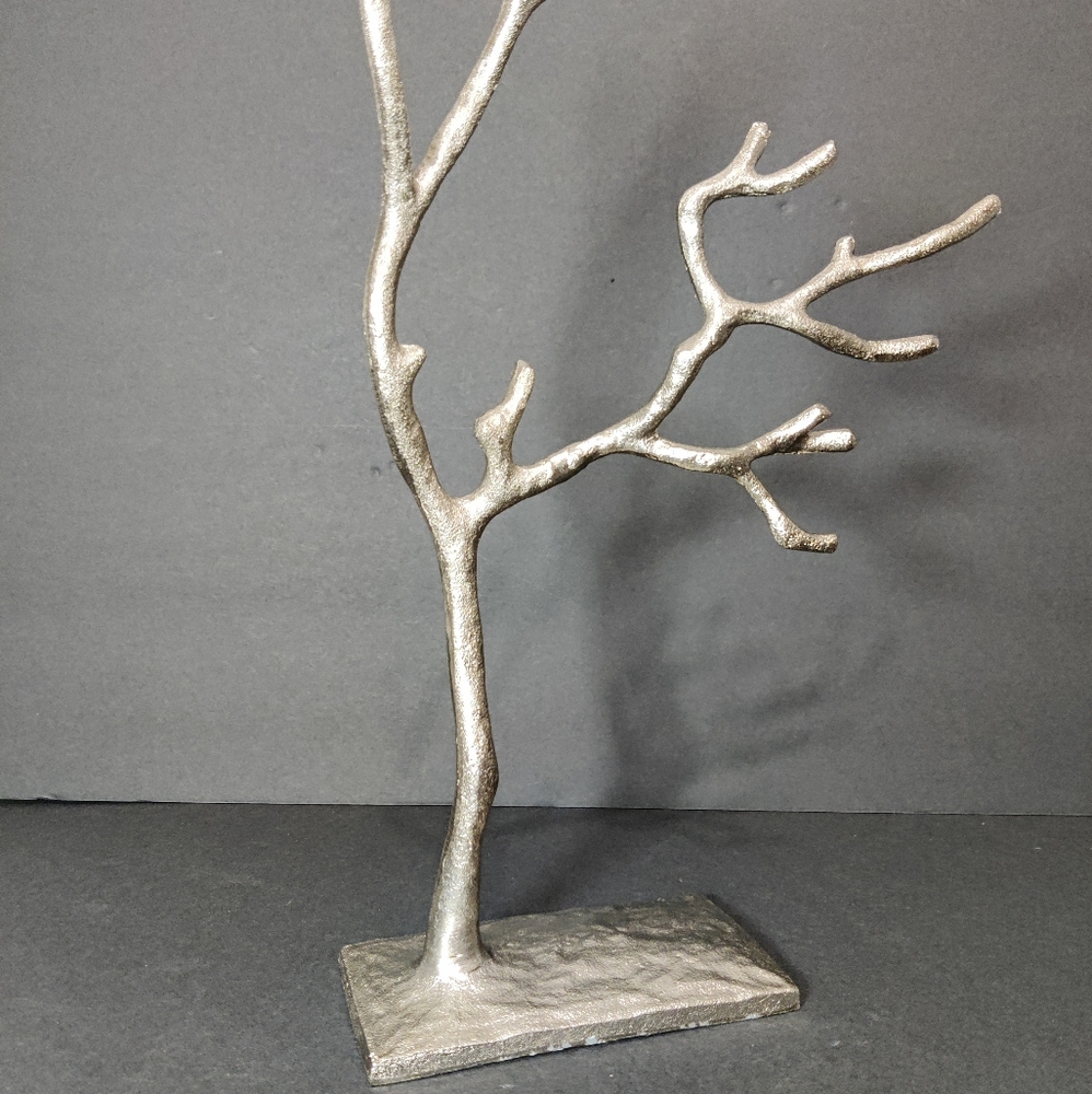 🎯 threshold jewelry tree stand